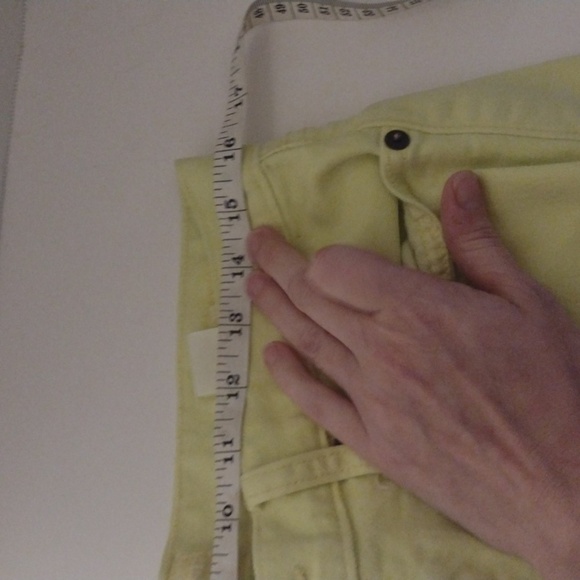 Lucky Brand Riley Denim Cutoff Shorts Womens SZ 6/28 Yellow - Picture 11 of 13